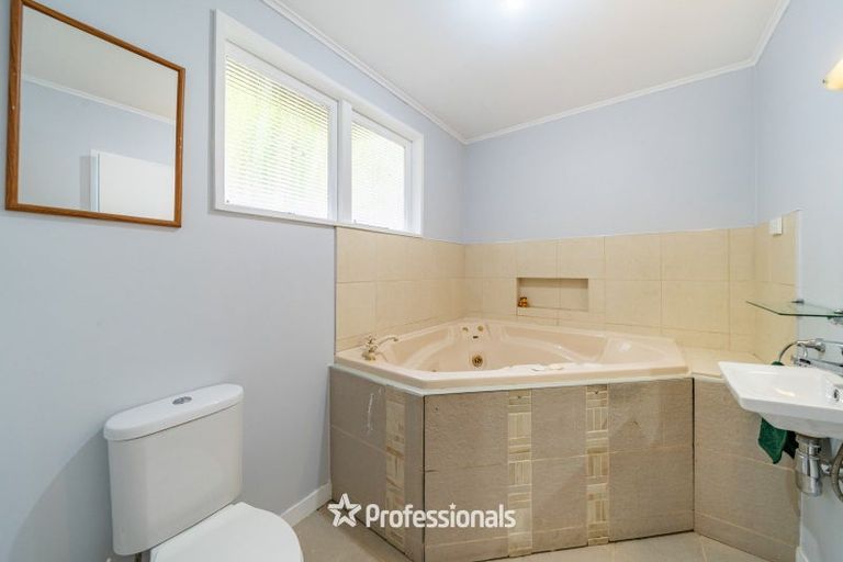 Photo of property in 8 Beechwood Lane, Te Marua, Upper Hutt, 5018