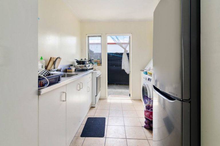 Photo of property in 6unit Gibson Street, Fenton Park, Rotorua, 3010