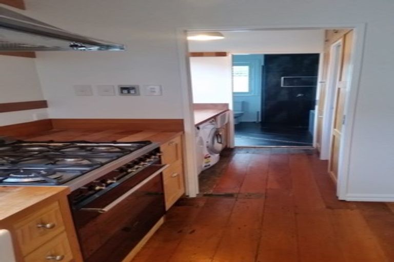 Photo of property in 20 Todman Street, Brooklyn, Wellington, 6021