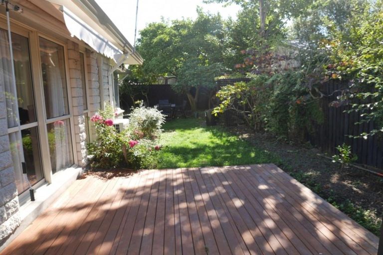 Photo of property in 3 Centaurus Road, Cashmere, Christchurch, 8022