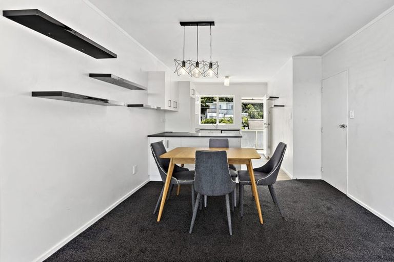 Photo of property in 3/201 Derwent Street, Island Bay, Wellington, 6023