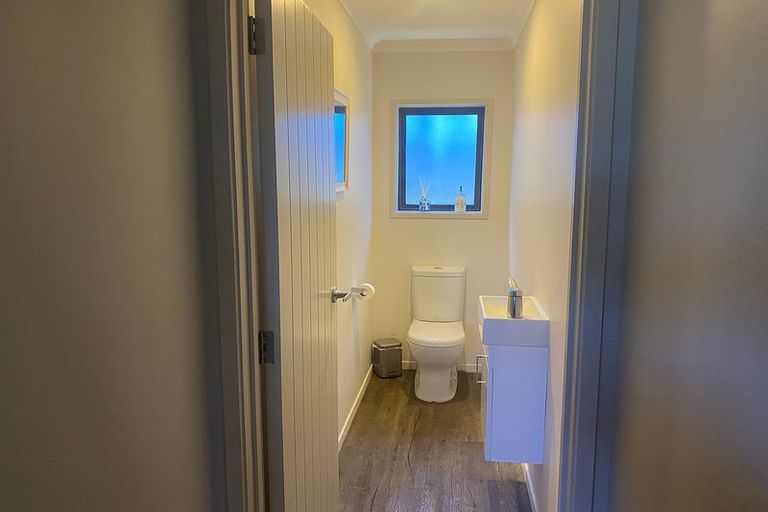 Photo of property in 15 Wicksteed Street, Vogeltown, New Plymouth, 4310