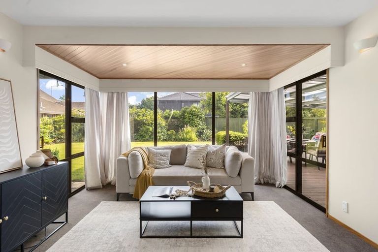 Photo of property in 5 Lancewood Drive, Halswell, Christchurch, 8025