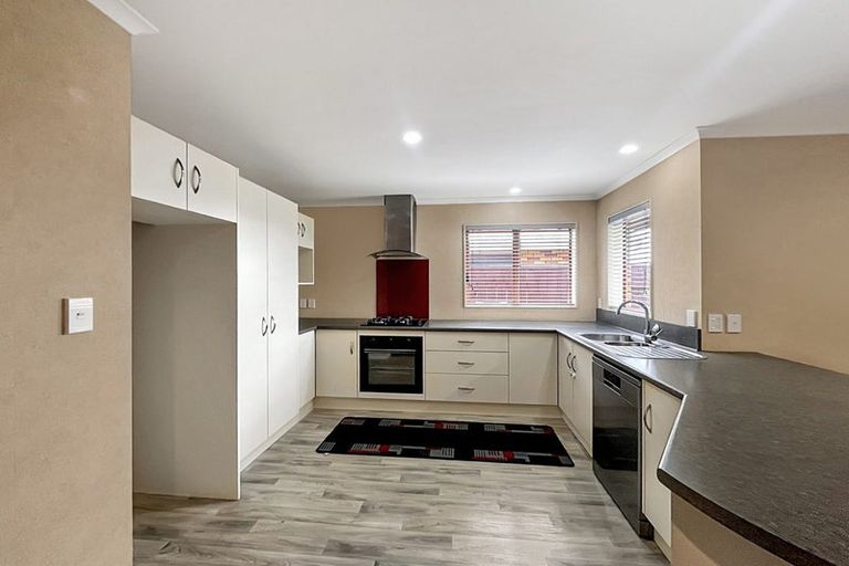 Photo of property in 53 Branigan Parade, Kelvin Grove, Palmerston North, 4414