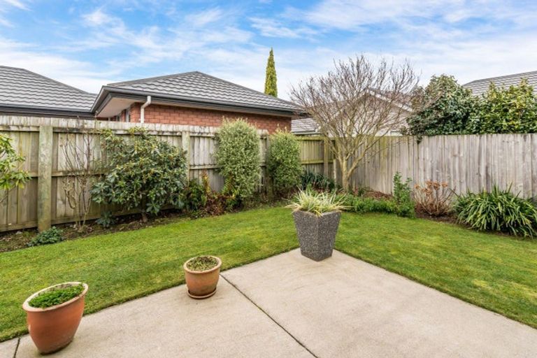 Photo of property in 1 Stanwood Grove, Darfield, 7510