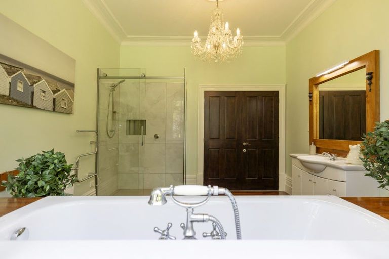 Photo of property in 365 Whangamata Road, Kinloch, Taupo, 3377