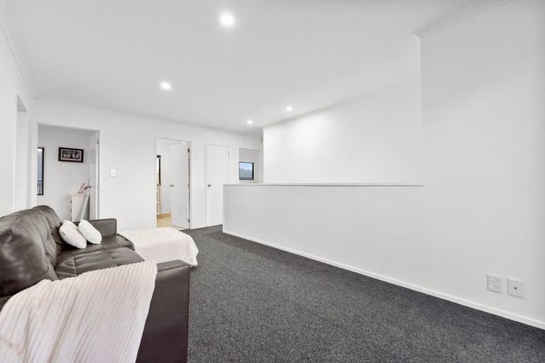 Photo of property in 6 Brunswick Rise, Mangere, Auckland, 2022