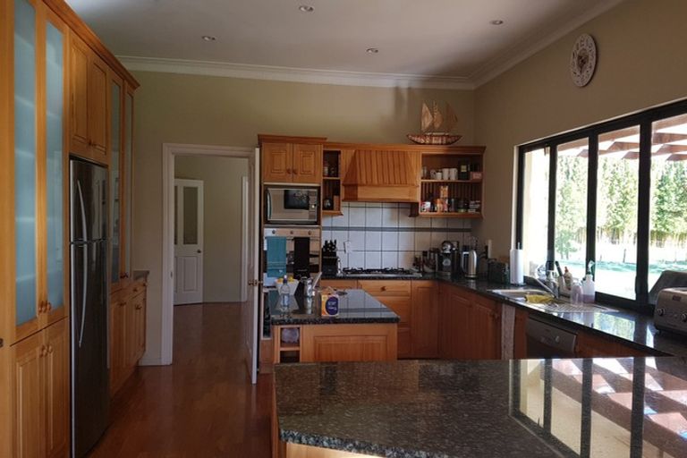 Photo of property in 2/276 East Coast Road, Milford, Auckland, 0620