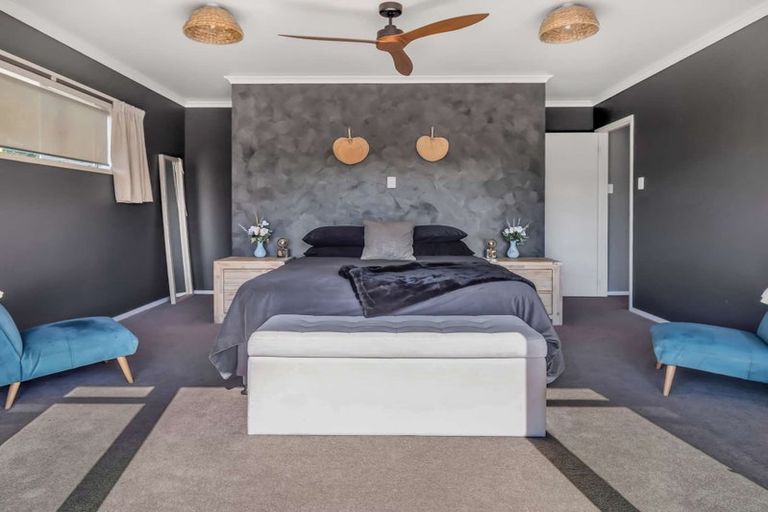 Photo of property in 3 Moloney Terrace, Pukekohe, 2120