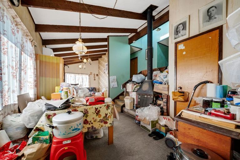 Photo of property in 14 Elsted Place, Goodwood Heights, Auckland, 2105