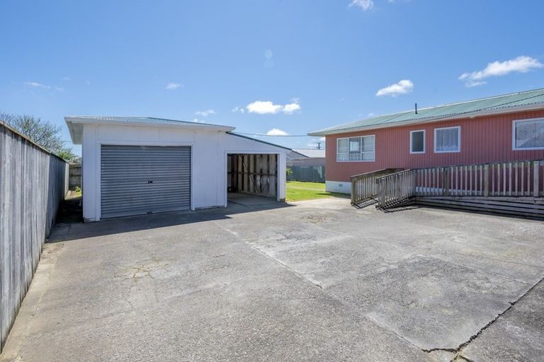Photo of property in 29 Freyberg Street, Levin, 5510