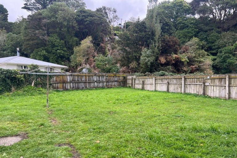 Photo of property in 388-390 George Street, Stokes Valley, Lower Hutt, 5019