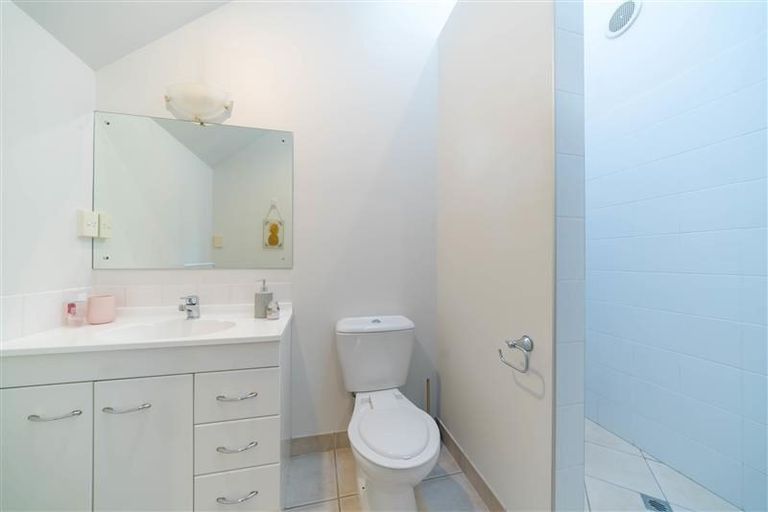 Photo of property in 1/1010 Colombo Street, St Albans, Christchurch, 8014