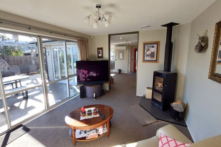 Photo of property in 5 Oak Tree Lane, Rangiora, 7400