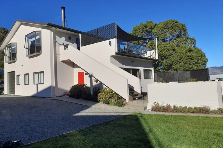 Photo of property in 37 Pawsons Valley Road, Duvauchelle, 7581