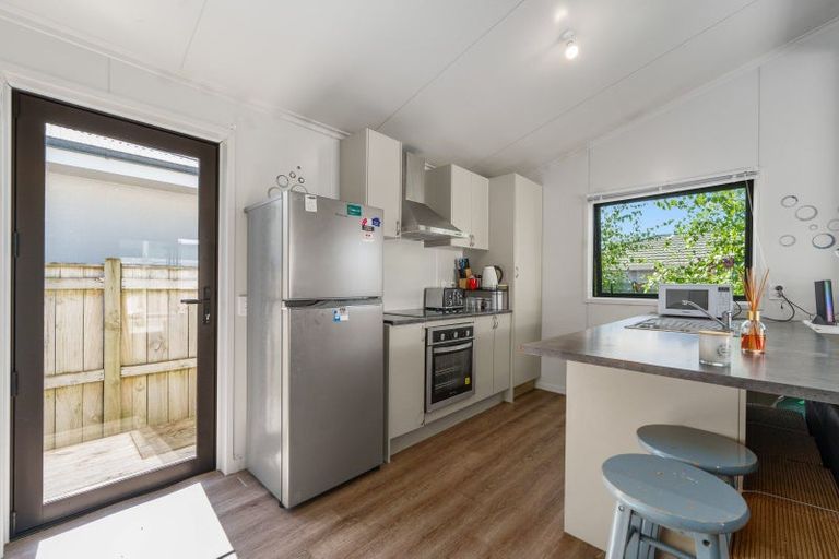 Photo of property in 150 Heretaunga Street, Palmerston North, 4414