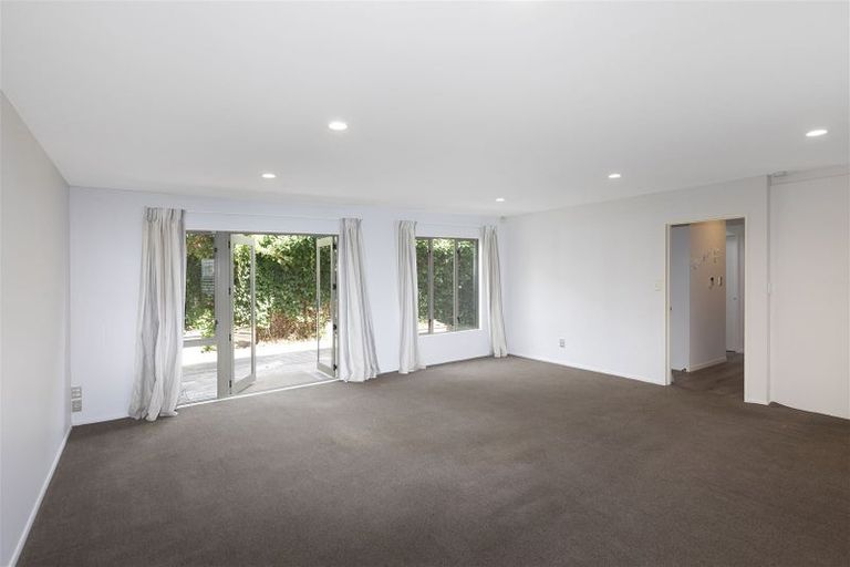 Photo of property in 2/74 Canon Street, St Albans, Christchurch, 8014