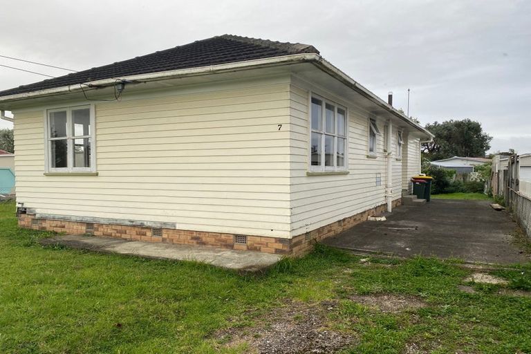 Photo of property in 7 Jordan Road, Mangere, Auckland, 2022
