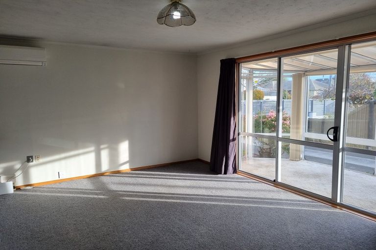 Photo of property in 51 Wingate Street, Redwood, Christchurch, 8051