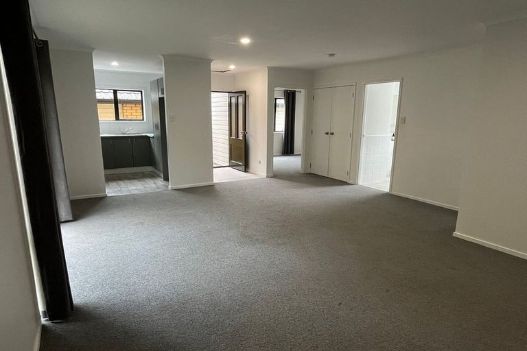 Photo of property in St Claire Village, 141/172 Mcleod Road, Te Atatu South, Auckland, 0610