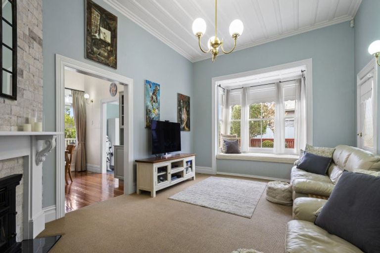 Photo of property in 46 Prospect Terrace, Pukekohe, 2120