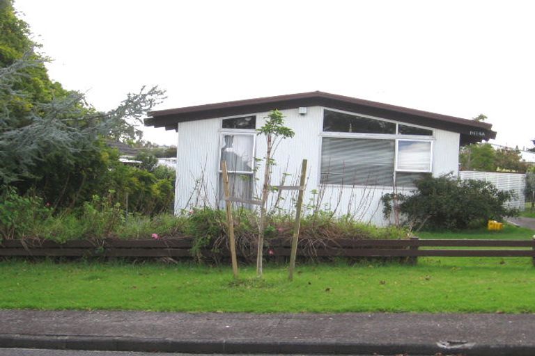 Photo of property in 114a/2 Kervil Avenue, Te Atatu Peninsula, Auckland, 0610