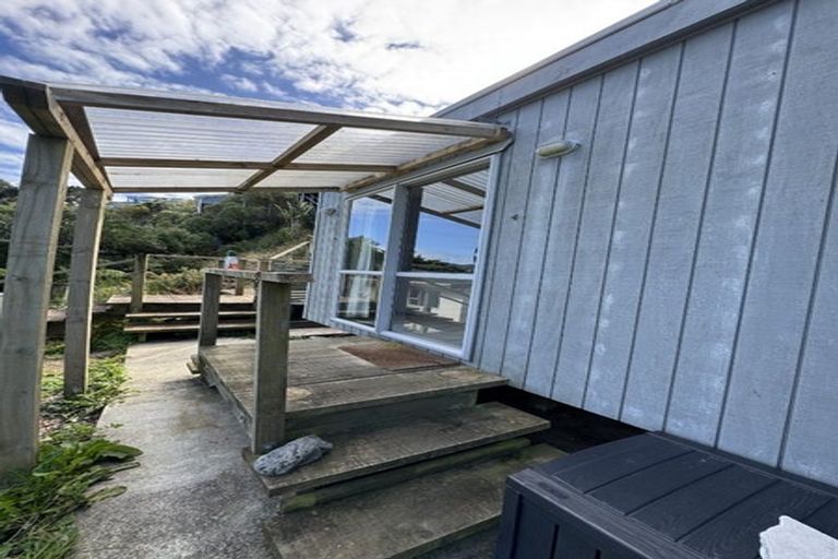 Photo of property in 72 Buckley Road, Southgate, Wellington, 6023