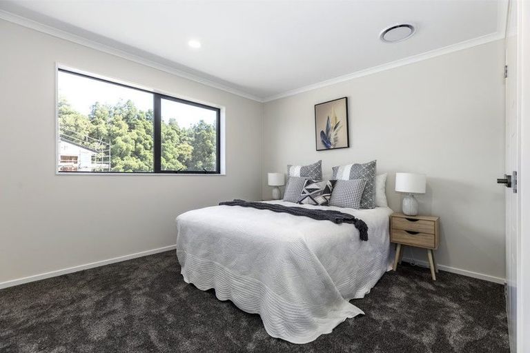 Photo of property in 2a Hughs Way, Flat Bush, Auckland, 2019