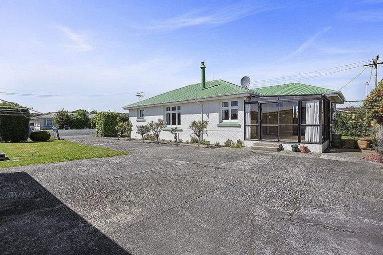 Photo of property in 1 Edwin Street, Gore, 9710