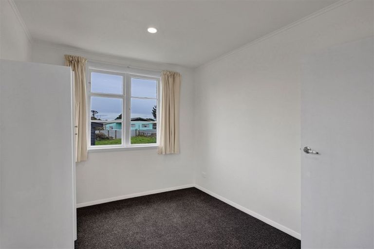 Photo of property in 29 Wilson Street, Waverley, 4510