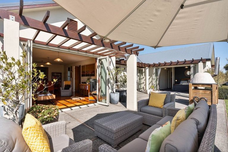 Photo of property in 36 Grey Street, Martinborough, 5711