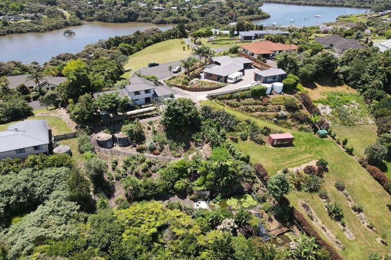 Photo of property in 37 Rarere Terrace, Kerikeri, 0230