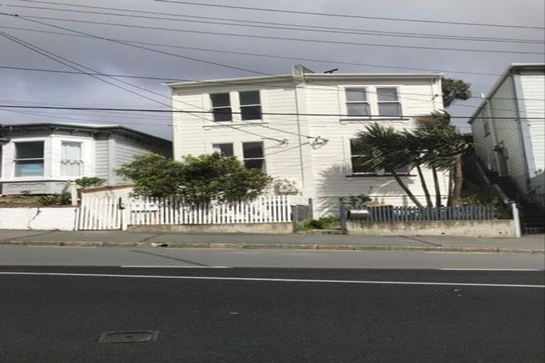 Photo of property in 64 Wallace Street, Mount Cook, Wellington, 6021