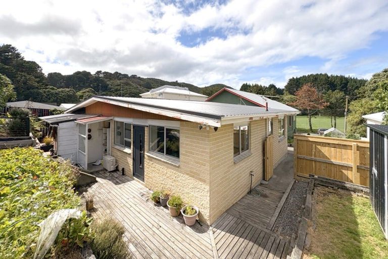 Photo of property in 20 Lavaud Street, Berhampore, Wellington, 6023