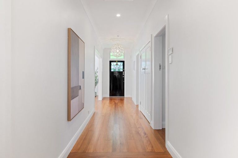 Photo of property in 6 Howick Road, Blenheim, 7201