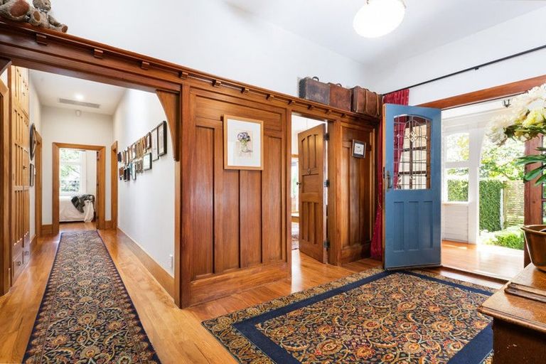 Photo of property in 11 Idris Road, Fendalton, Christchurch, 8052
