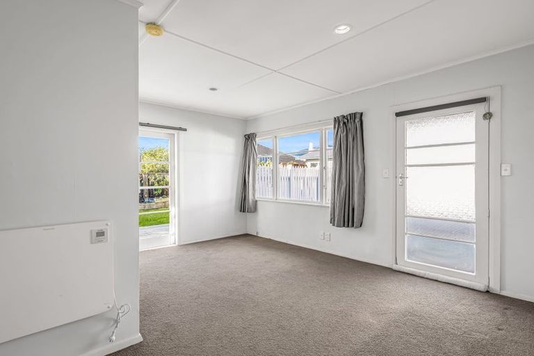 Photo of property in 4 Exeter Street, Stoke, Nelson, 7011