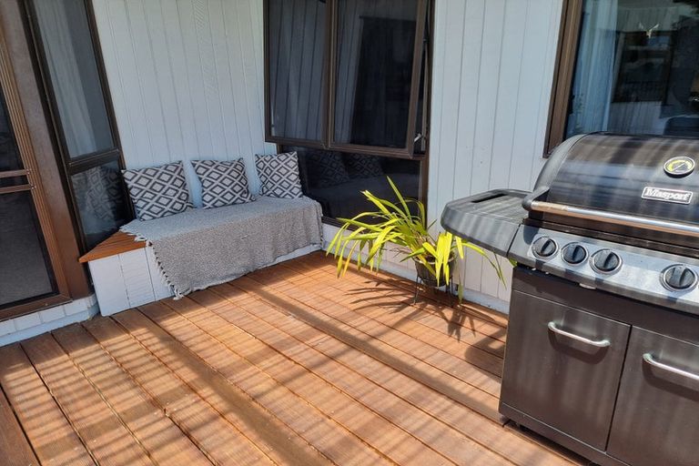 Photo of property in 1/117 Guppy Road, Taradale, Napier, 4112