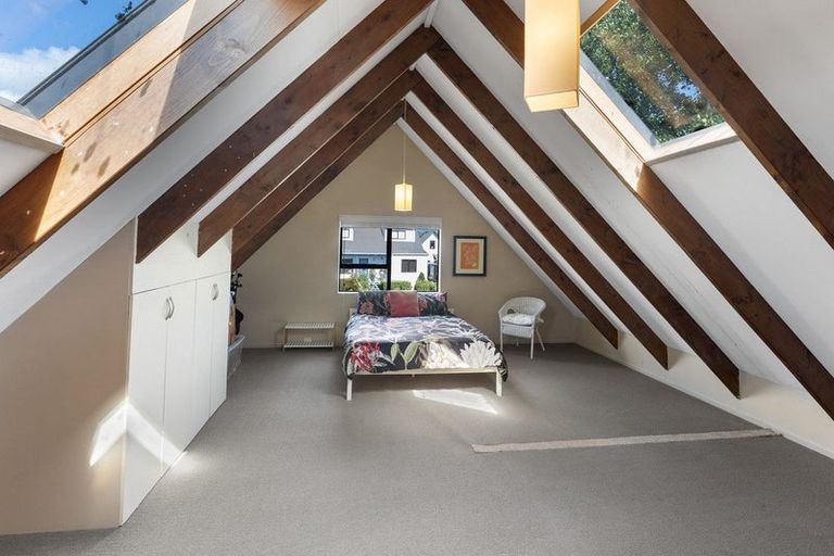 Photo of property in 11 Renata Road, Otaki, 5512