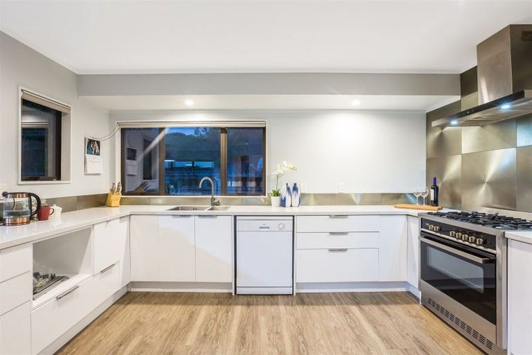 Photo of property in 14 Spyglass Lane, Whitby, Porirua, 5024