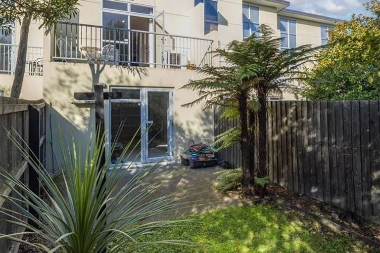Photo of property in 9/54 Champion Street, Edgeware, Christchurch, 8013