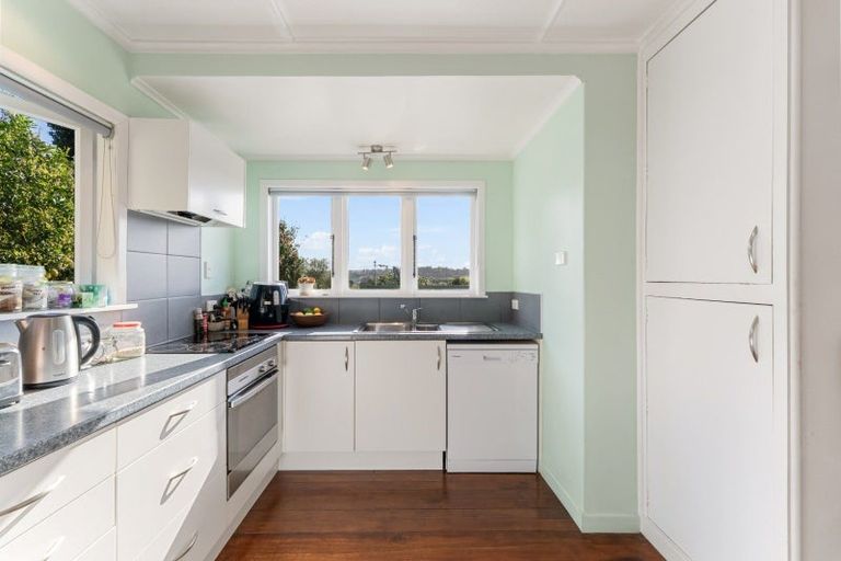 Photo of property in 22 Humber Crescent, Gate Pa, Tauranga, 3112