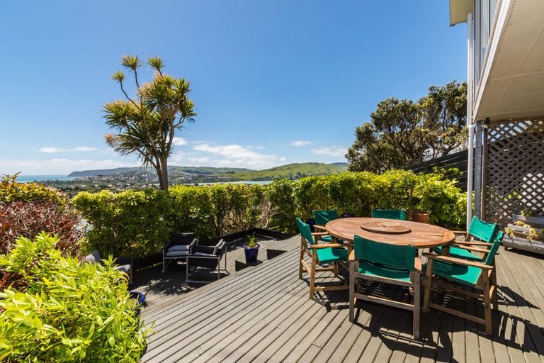 Photo of property in 11 Mercury Way, Whitby, Porirua, 5024