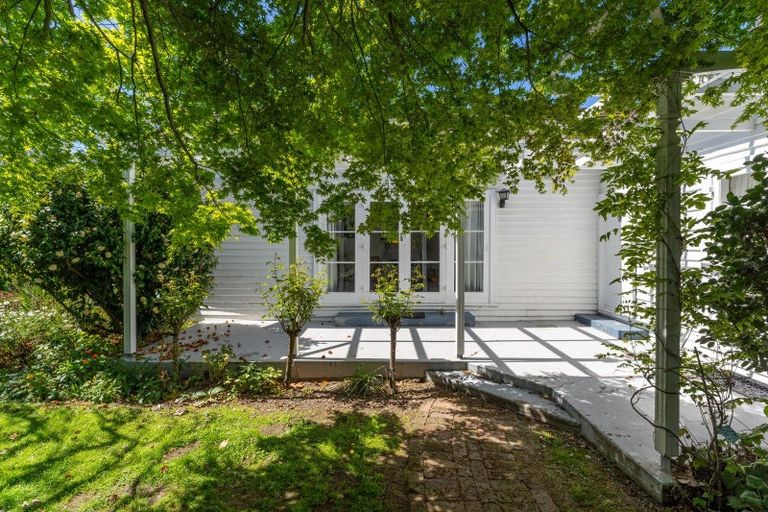 Photo of property in 37 Eltham Road, Blenheim, 7201