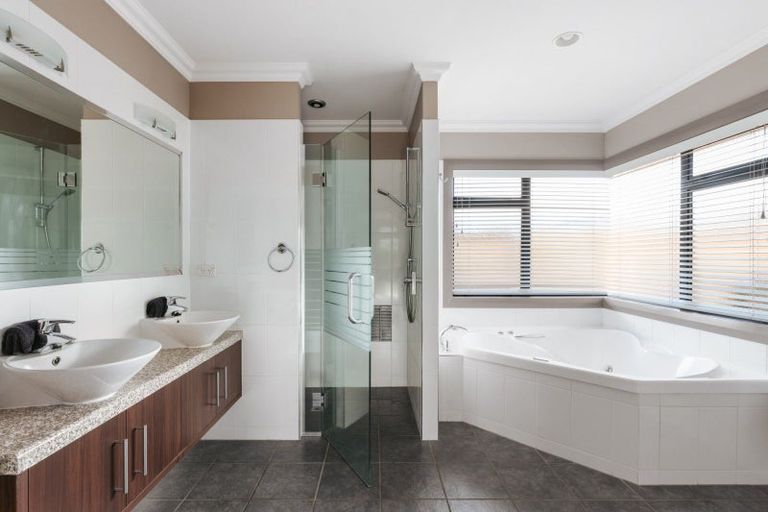 Photo of property in 582 Gloucester Road, Papamoa Beach, Papamoa, 3118