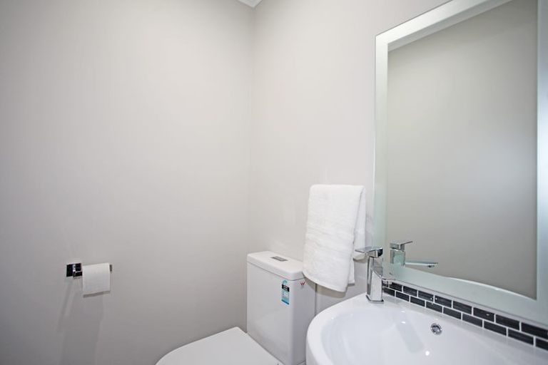 Photo of property in 14 Duke Avenue, Pukekohe, 2120