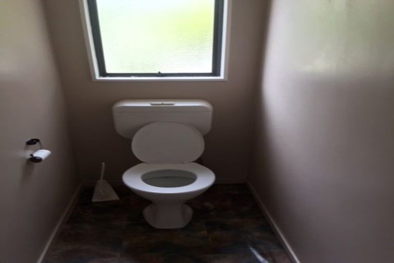 Photo of property in 80 Queens Road, Waikanae Beach, Waikanae, 5036