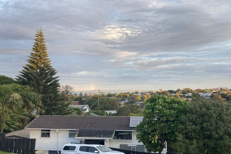 Photo of property in 2/88 Glamorgan Drive, Torbay, Auckland, 0630