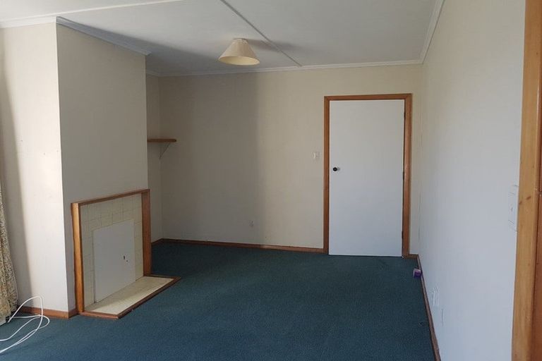 Photo of property in 5- 7 Hazard Grove, Cannons Creek, Porirua, 5024