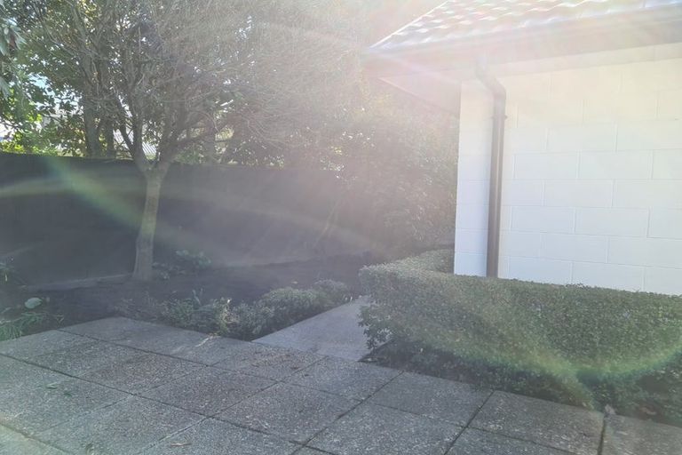 Photo of property in 1/106 Blighs Road, Strowan, Christchurch, 8052